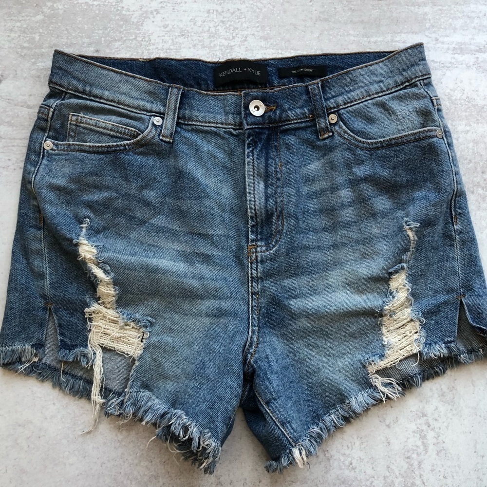 Kendall & Kylie The Iconic Short Distressed High Waist Jean Shorts Size 9/ 29